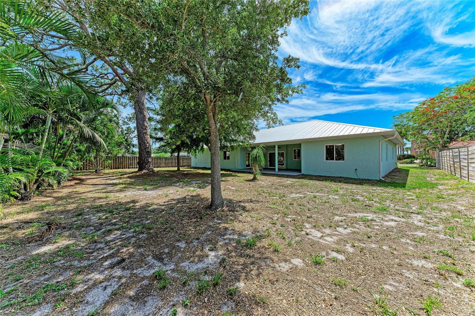 347 BAYSHORE DR, OSPREY, FL, 34229