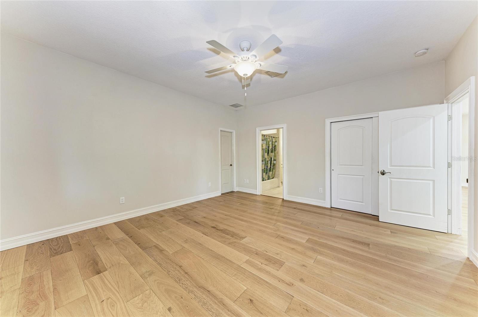 347 BAYSHORE DR, OSPREY, FL, 34229