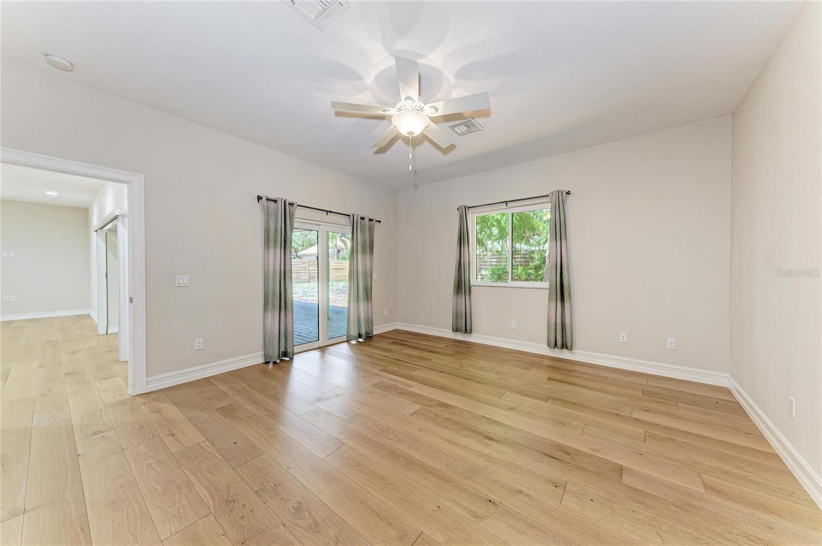 347 BAYSHORE DR, OSPREY, FL, 34229