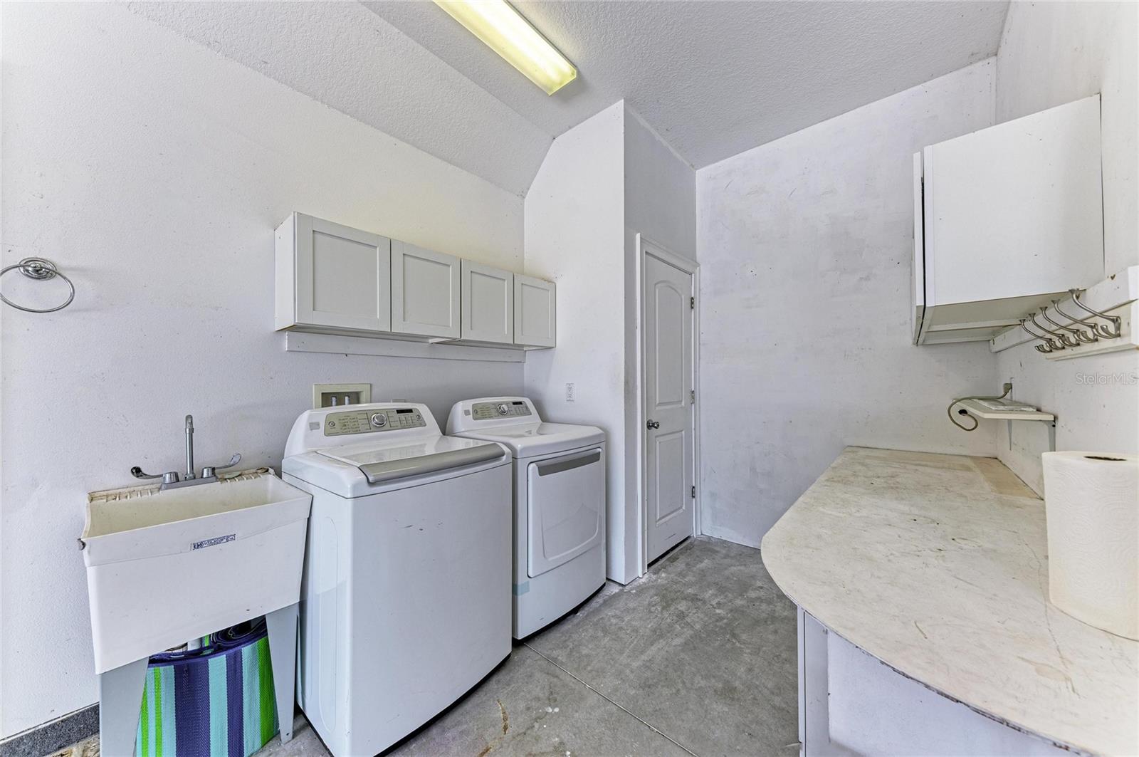 347 BAYSHORE DR, OSPREY, FL, 34229