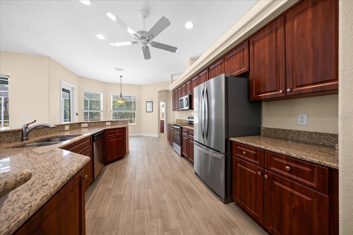 5 SAINTPAULIA ST, HOMOSASSA, FL, 34446