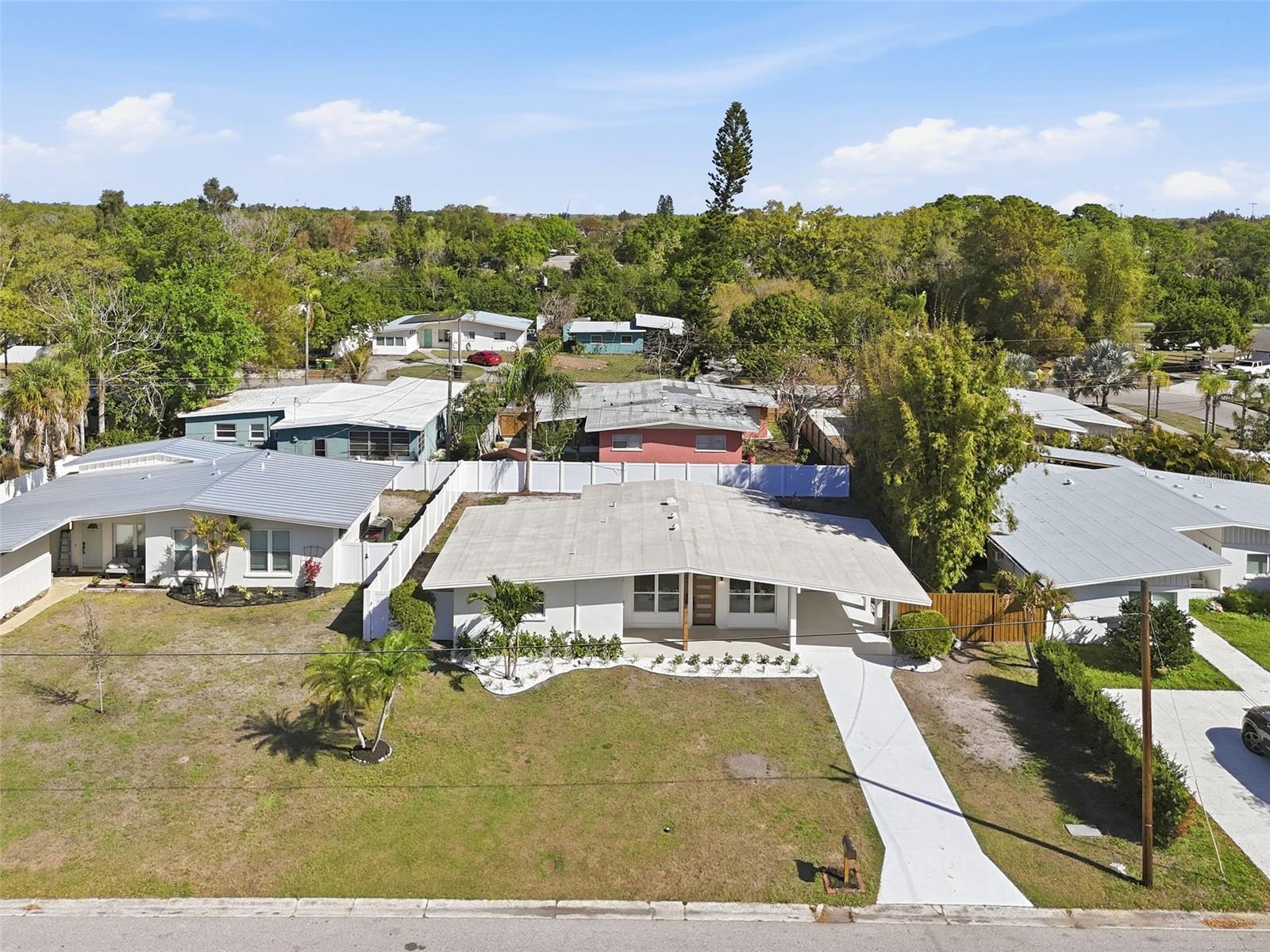 2989 GREENBRIAR ST, SARASOTA, FL, 34237