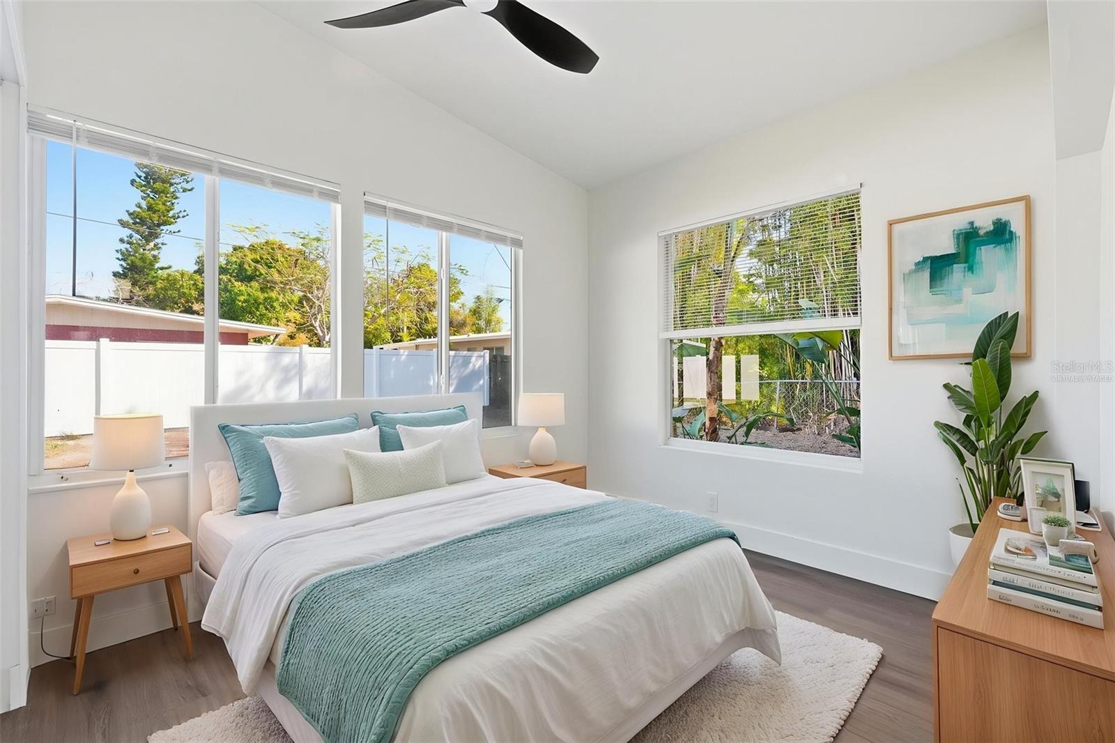 2989 GREENBRIAR ST, SARASOTA, FL, 34237