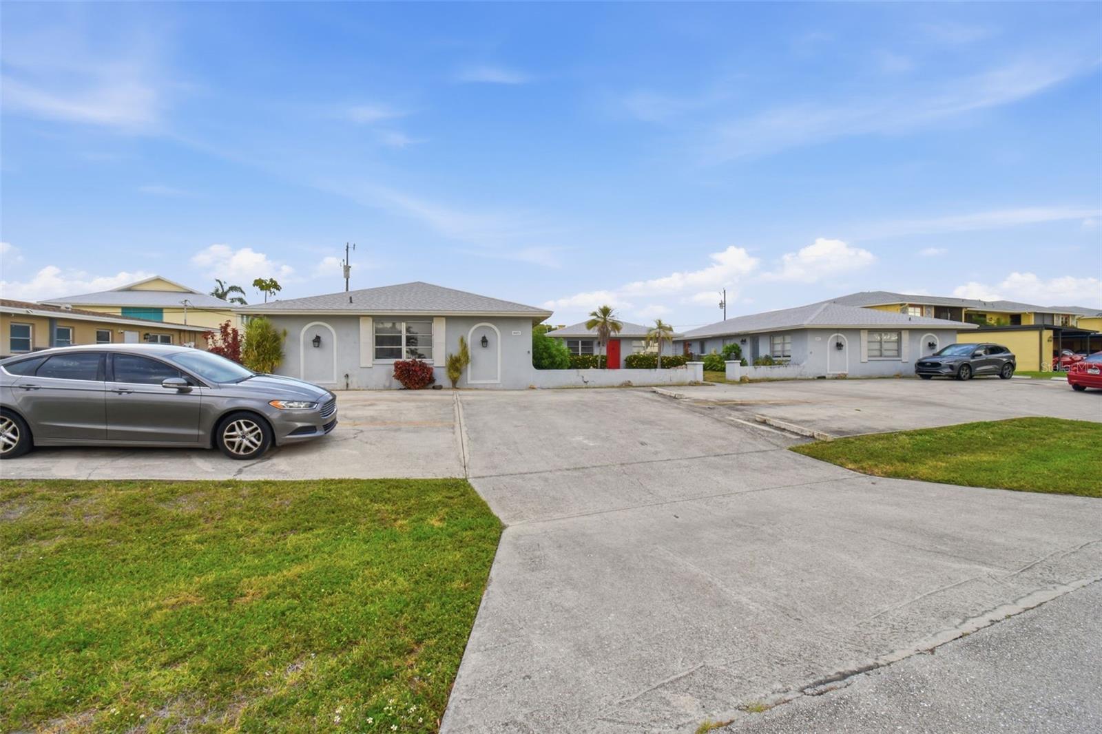 4015 SE 19TH AVE #5-9, CAPE CORAL, FL, 33904