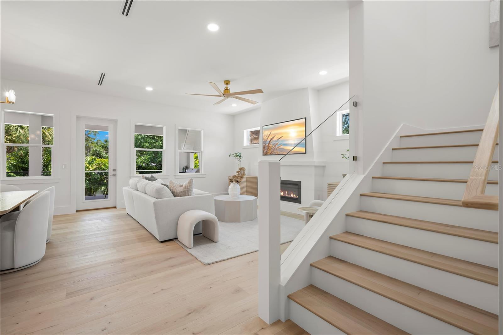 511 BUCKINGHAM AVE E, OLDSMAR, FL, 34677
