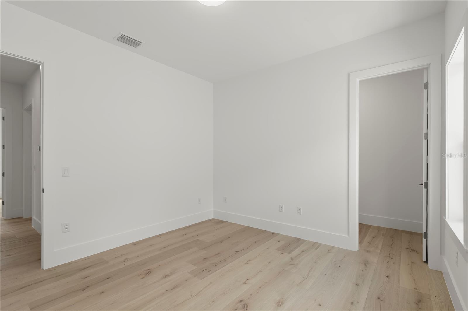 511 BUCKINGHAM AVE E, OLDSMAR, FL, 34677