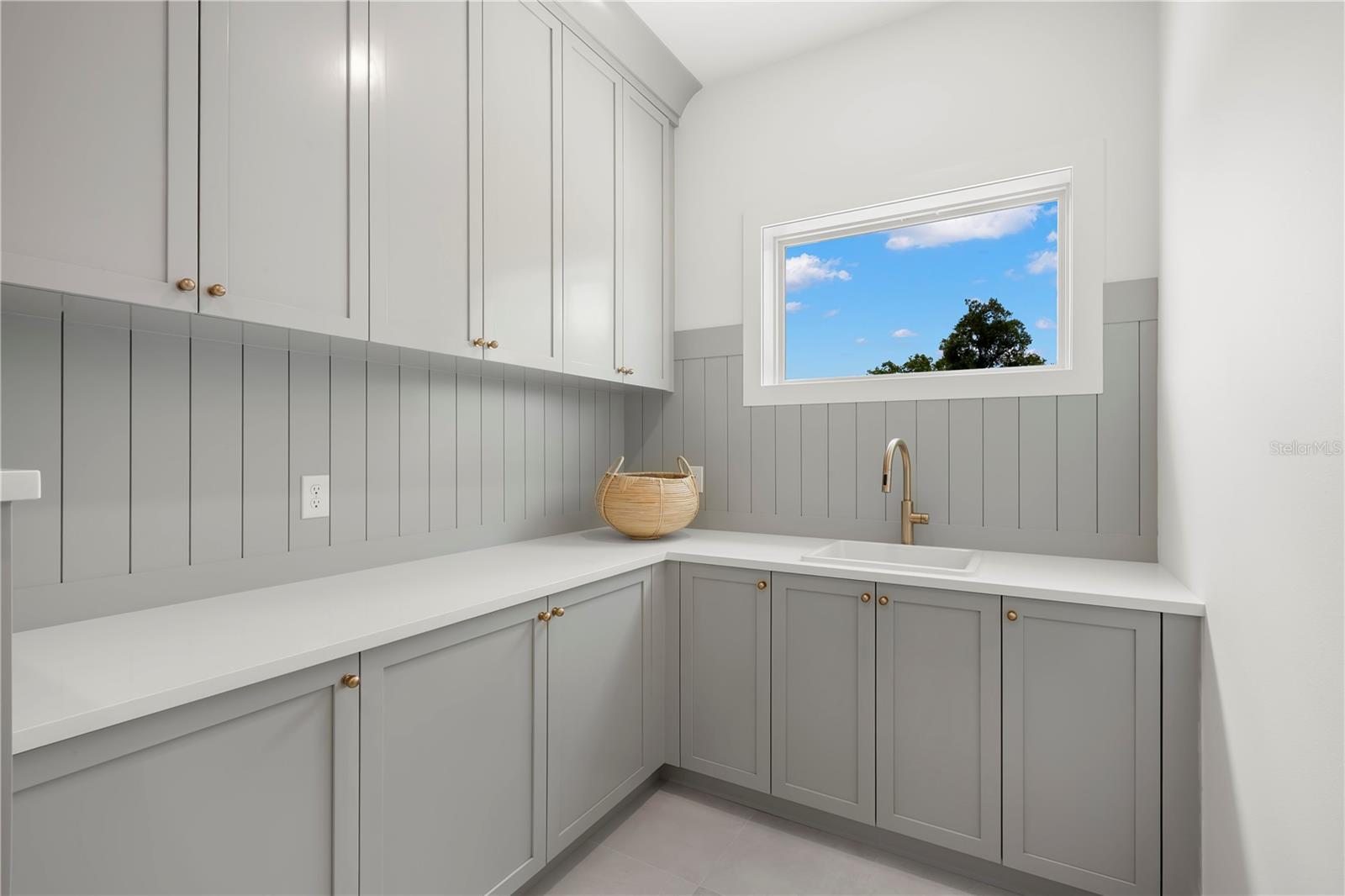 511 BUCKINGHAM AVE E, OLDSMAR, FL, 34677
