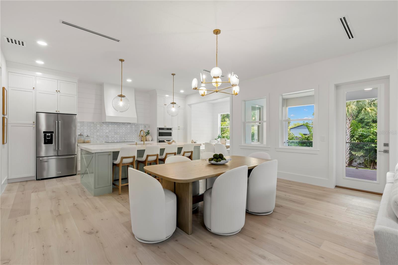 511 BUCKINGHAM AVE E, OLDSMAR, FL, 34677