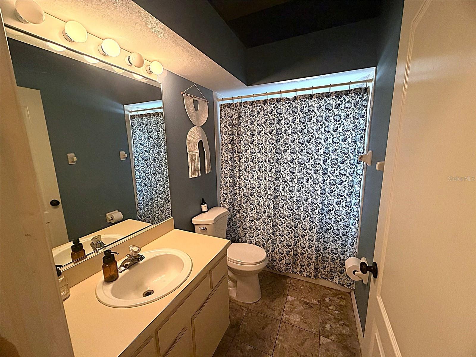 595 56TH AVE S, ST PETERSBURG, FL, 33705