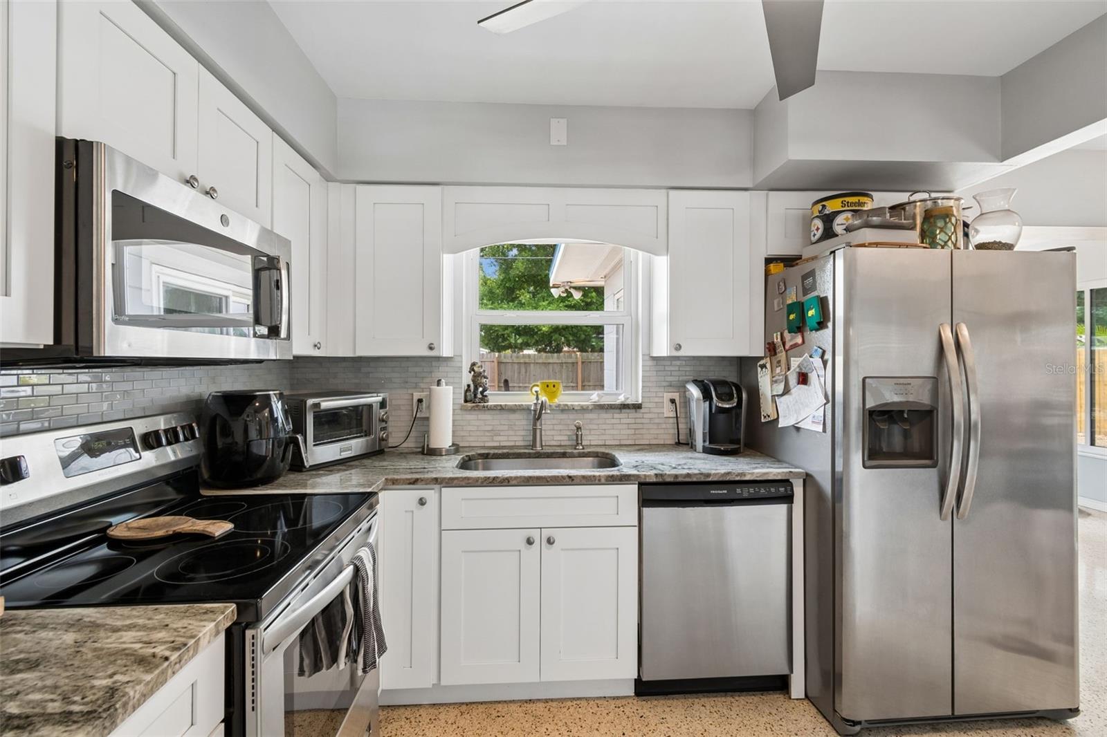 10984 88TH AVE, SEMINOLE, FL, 33772