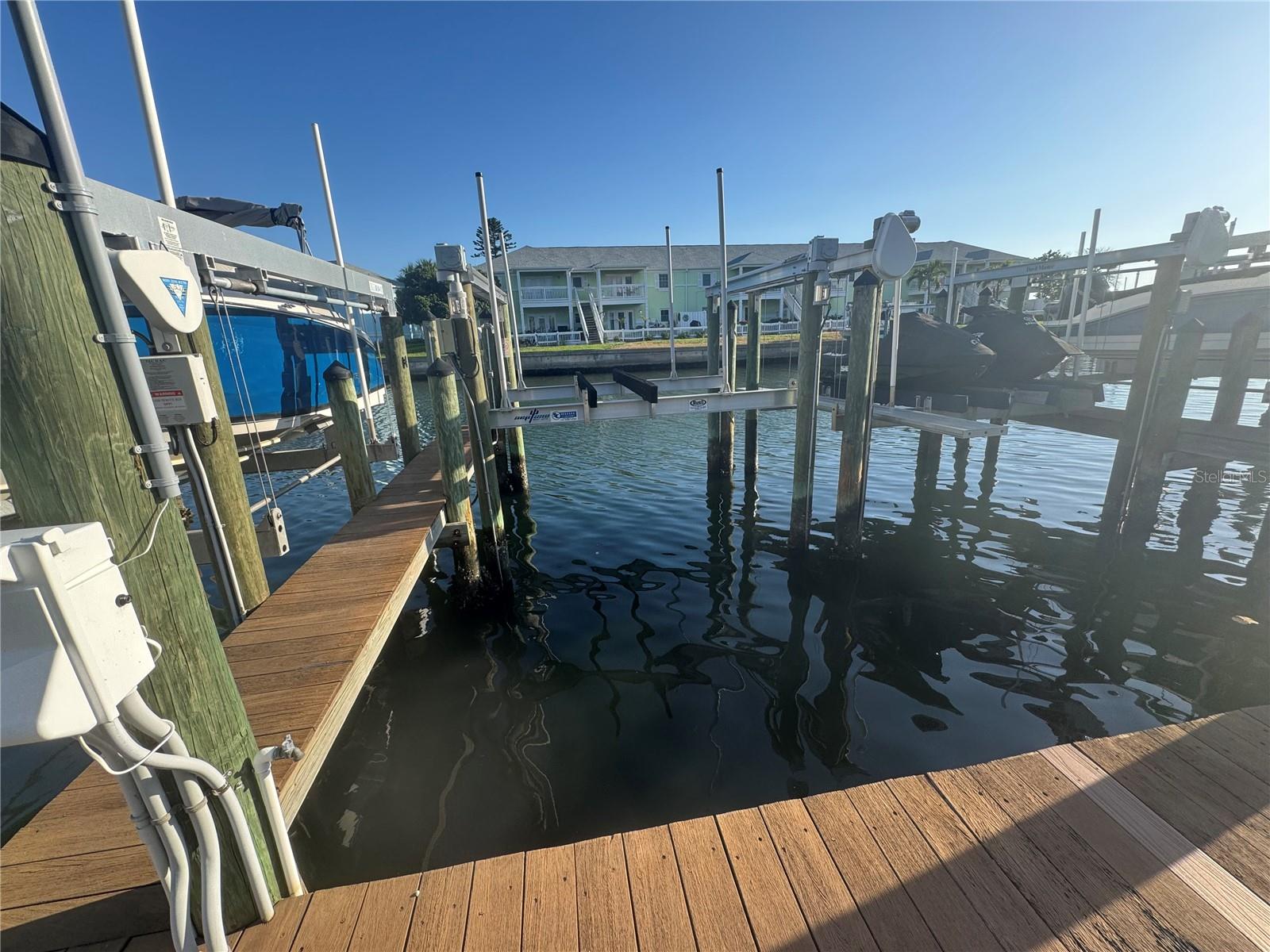 33ss SE STARFISH DR SE #33SS, ST PETERSBURG, FL, 33705