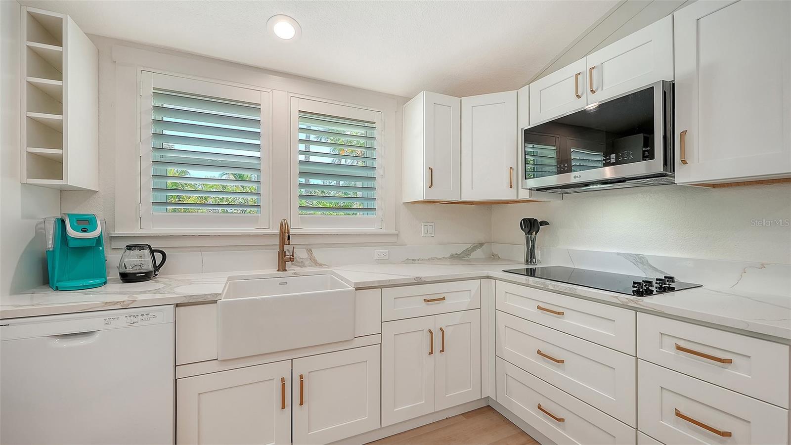 3708 SANDSPUR LN, NOKOMIS, FL, 34275