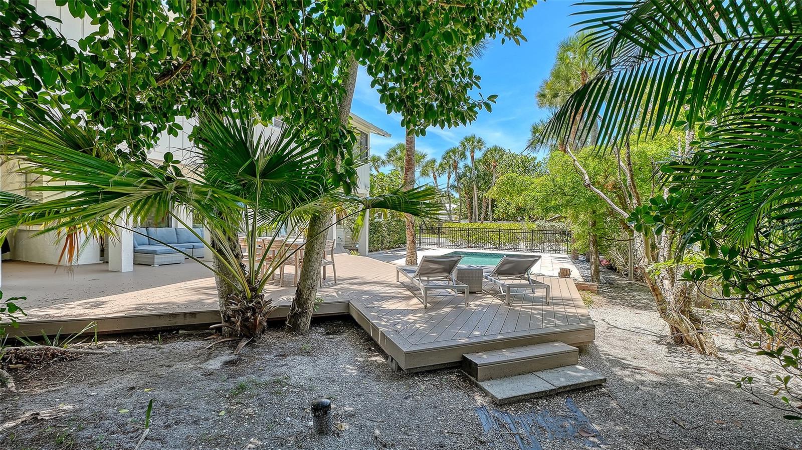 3708 SANDSPUR LN, NOKOMIS, FL, 34275