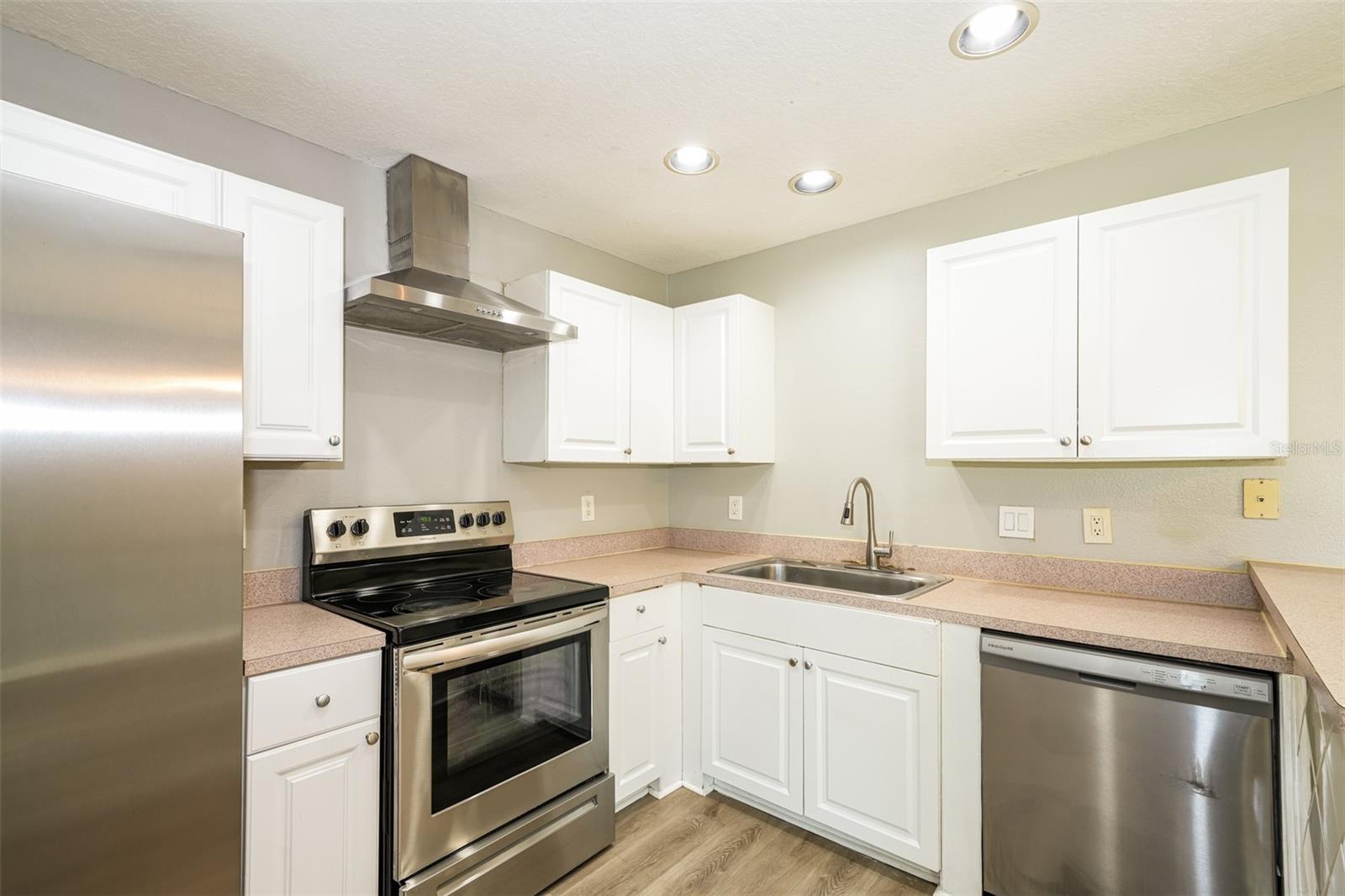 1648 HARBOR OAKS DR, TARPON SPRINGS, FL, 34689