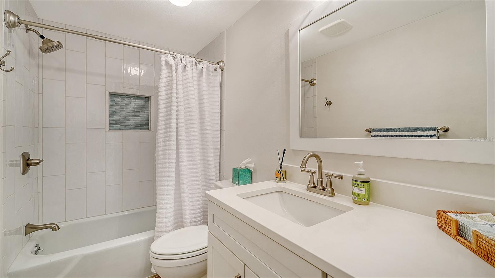 703 SPANISH DR S, LONGBOAT KEY, FL, 34228