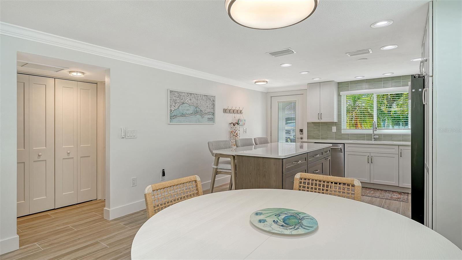 703 SPANISH DR S, LONGBOAT KEY, FL, 34228