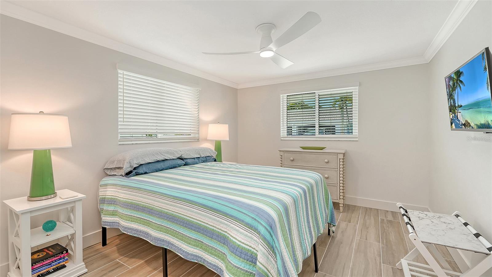 703 SPANISH DR S, LONGBOAT KEY, FL, 34228
