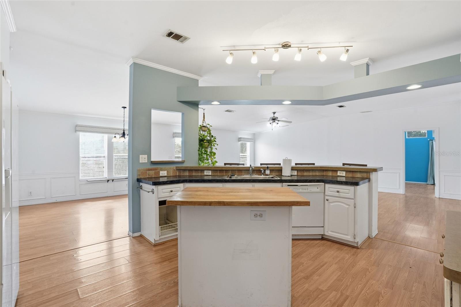 110 W MARLAND CT, NOKOMIS, FL, 34275