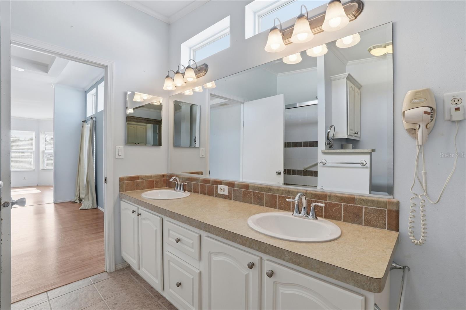 110 W MARLAND CT, NOKOMIS, FL, 34275