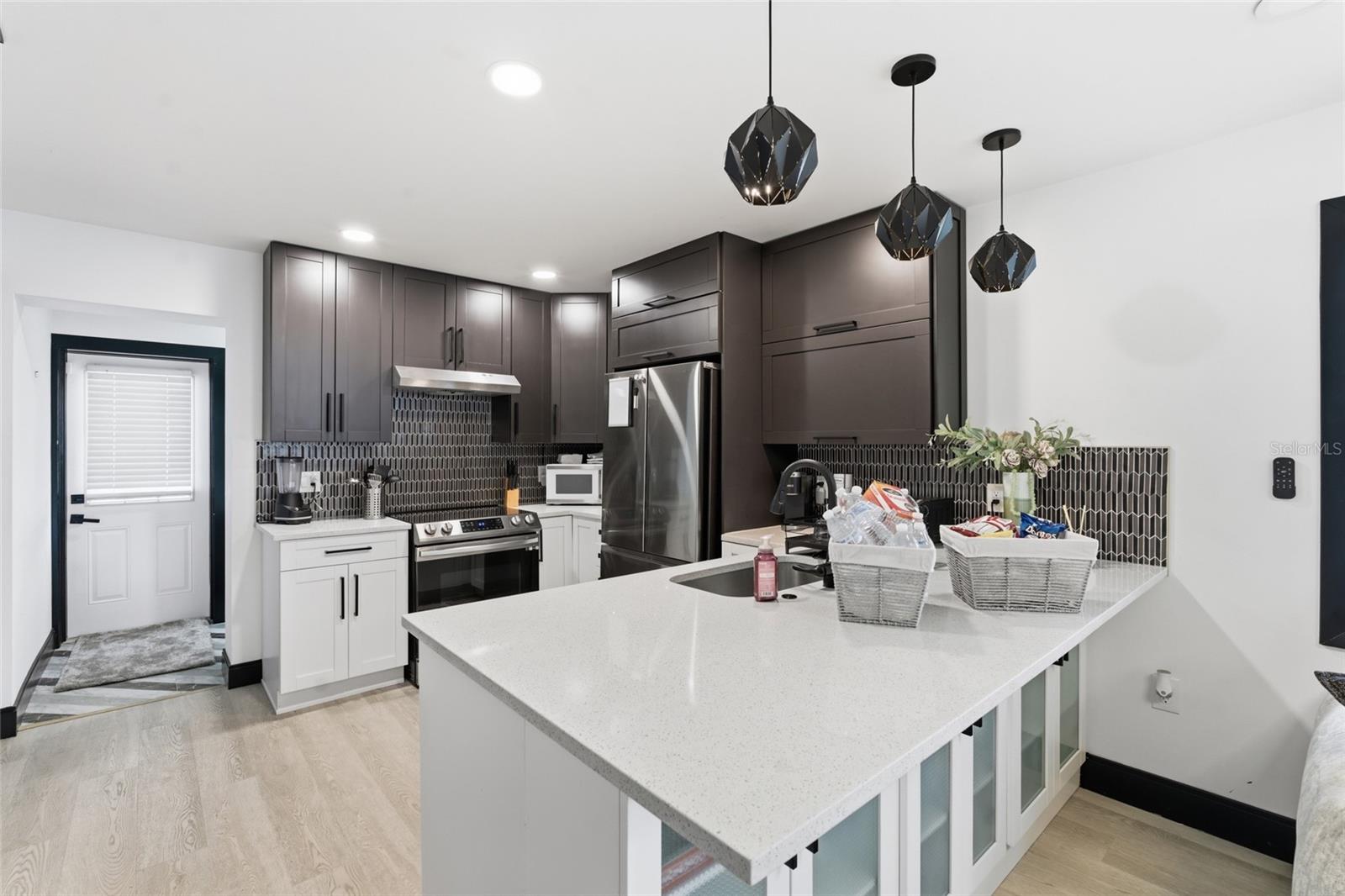 2111 42ND ST S, ST PETERSBURG, FL, 33711