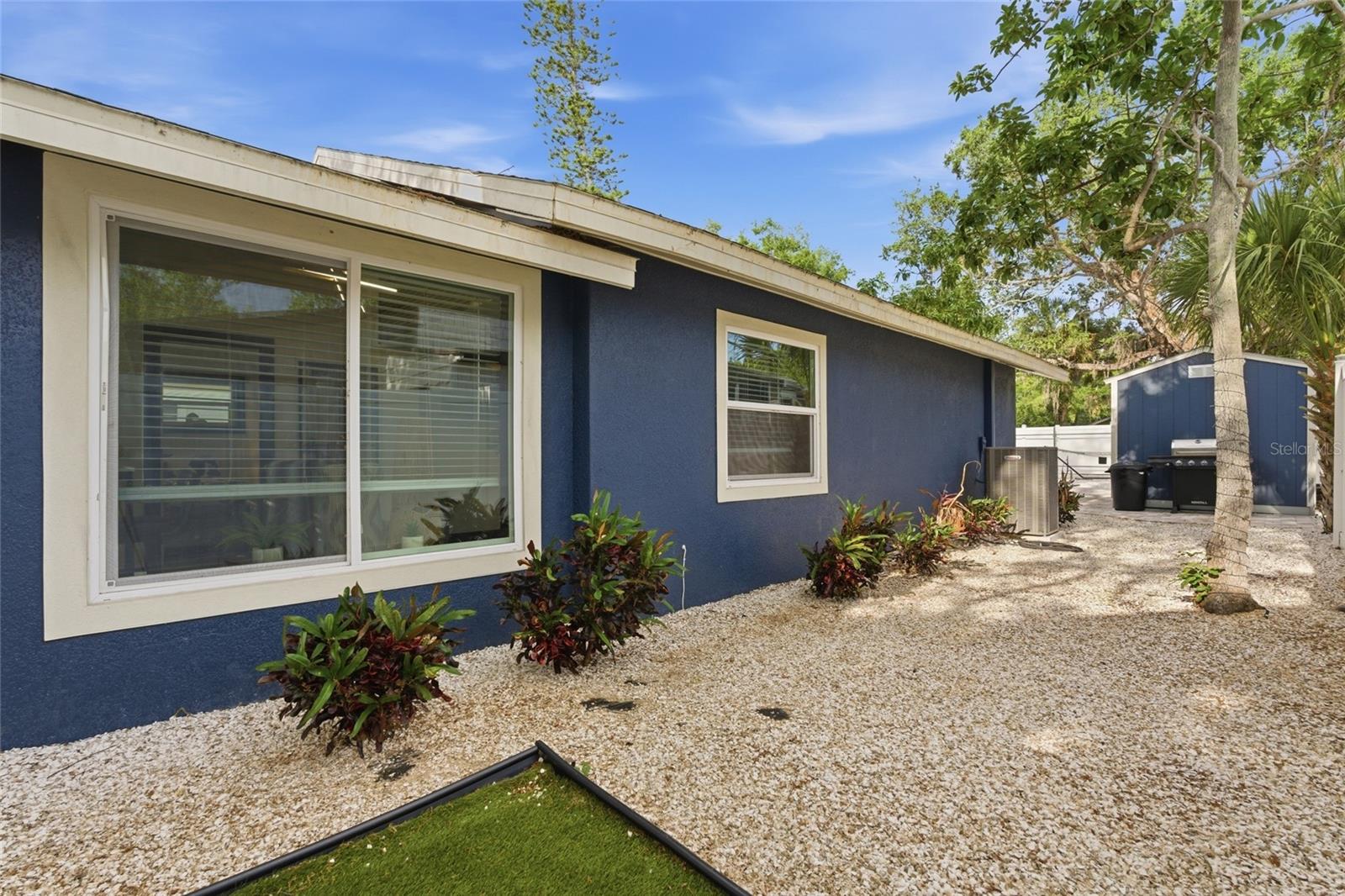 2111 42ND ST S, ST PETERSBURG, FL, 33711
