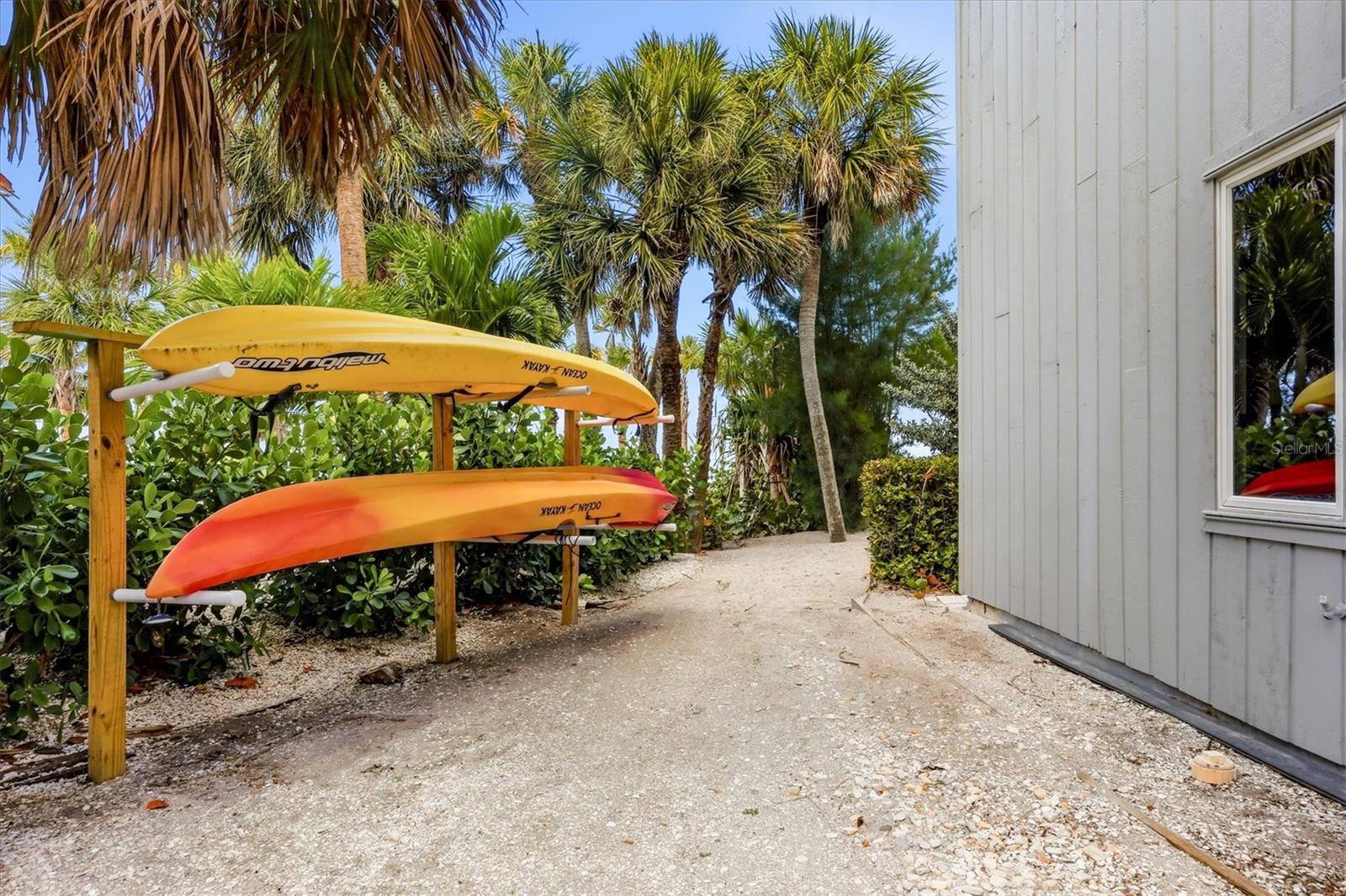 750 N MANASOTA KEY RD, ENGLEWOOD, FL, 34223
