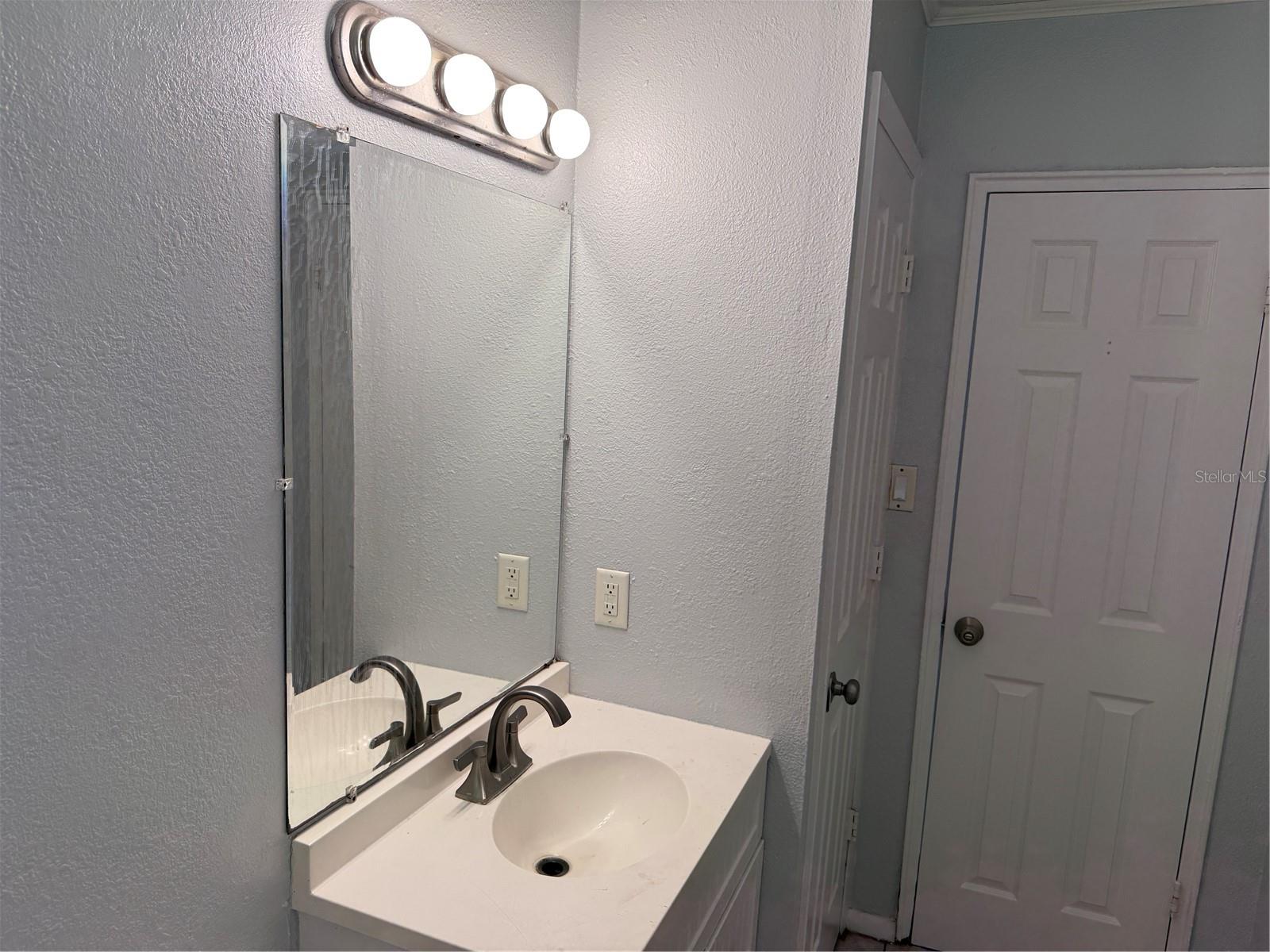 1009 MCCORMACK ST, LEESBURG, FL, 34748