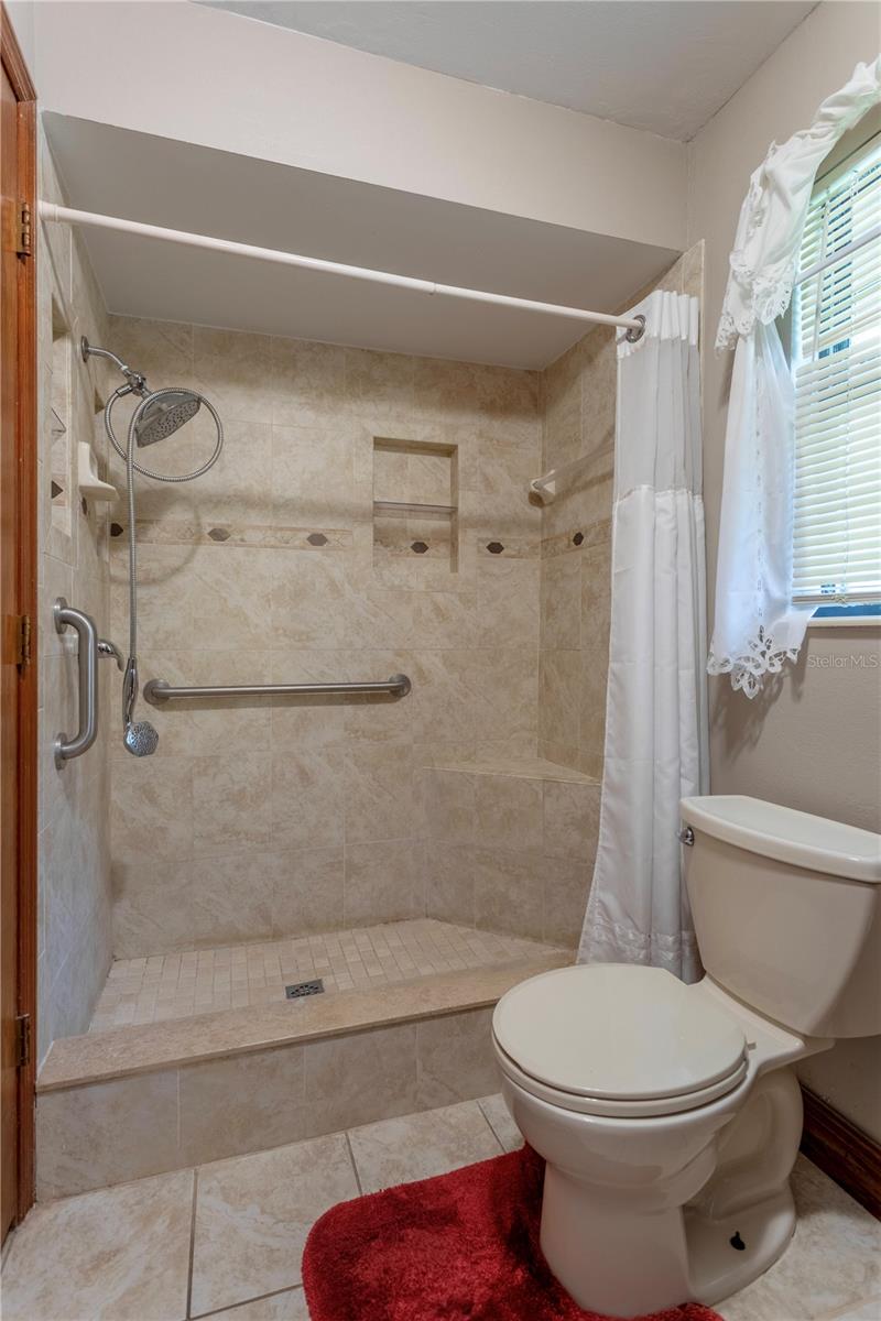 1100 PALADIN CT, ORLANDO, FL, 32812