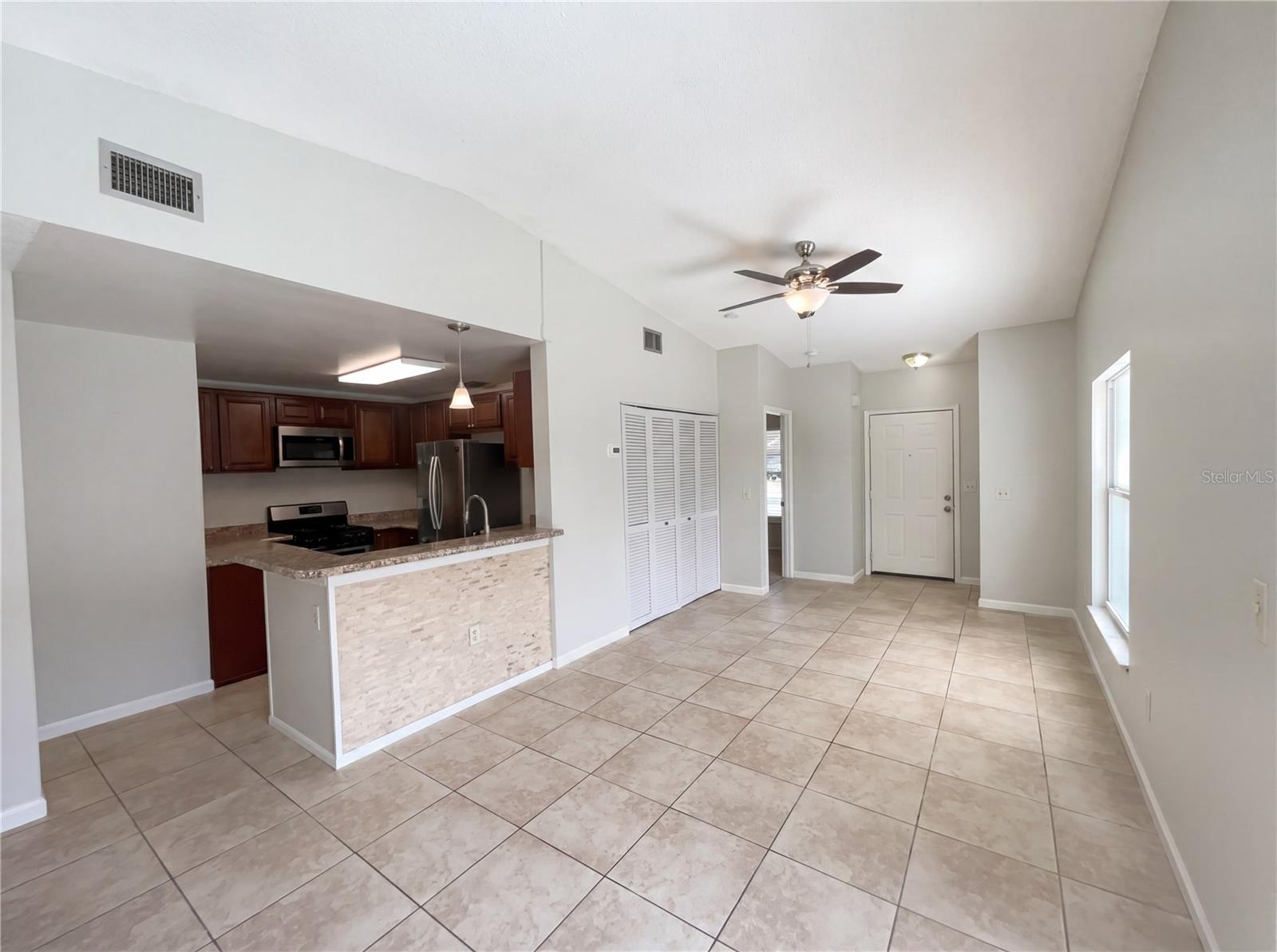 1015 WESTSIDE DR, WINTER GARDEN, FL, 34787