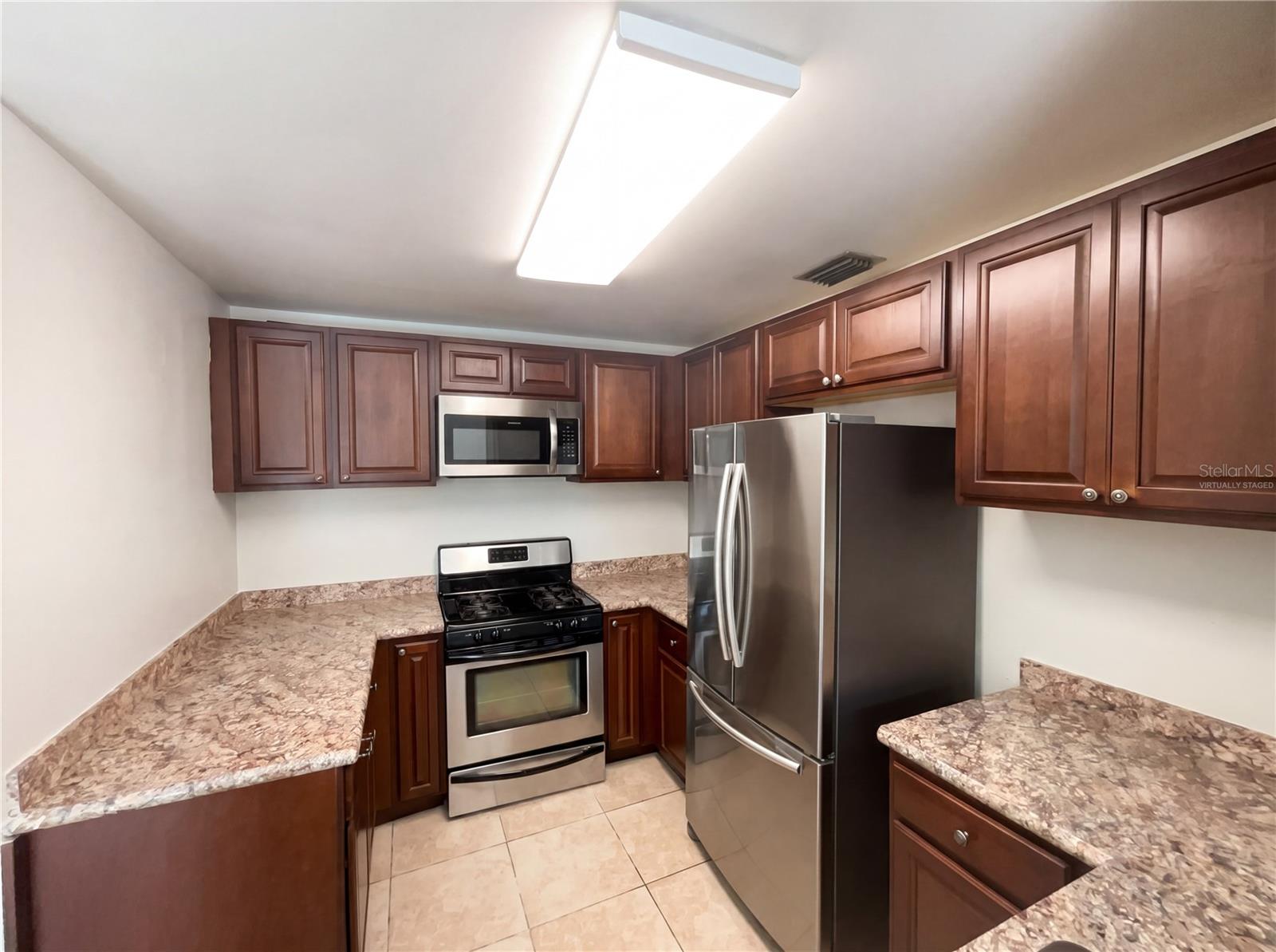 1015 WESTSIDE DR, WINTER GARDEN, FL, 34787