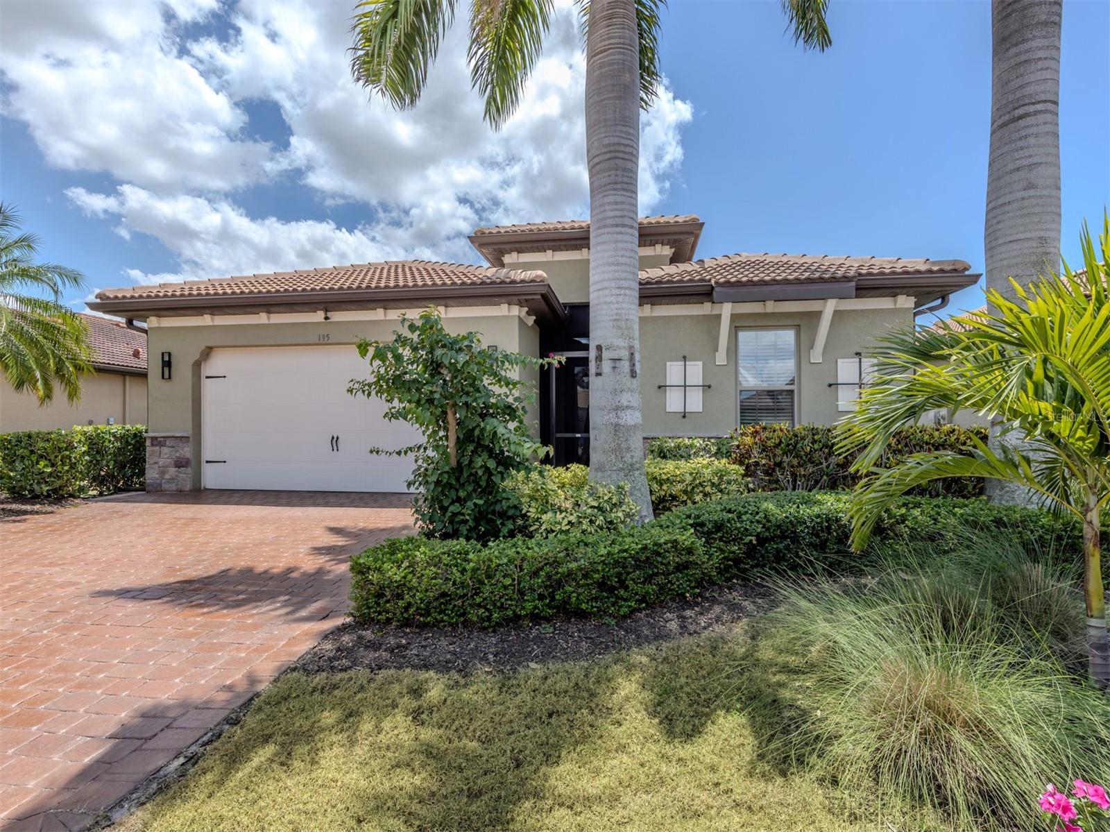 195 MARAVIYA BLVD, NOKOMIS, FL, 34275