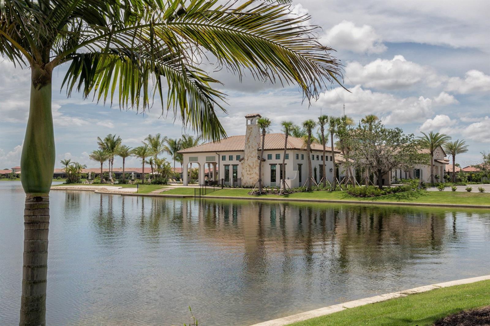 195 MARAVIYA BLVD, NOKOMIS, FL, 34275