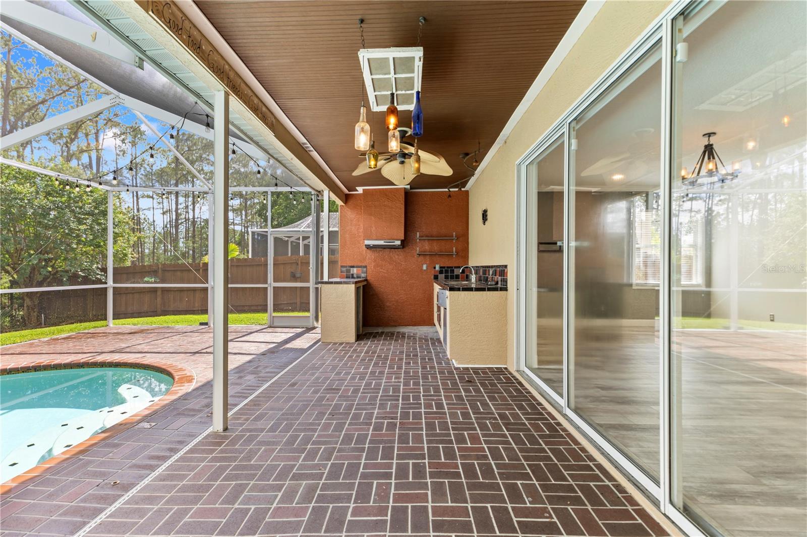 9307 POPLAR CREEK CT, TAMPA, FL, 33647