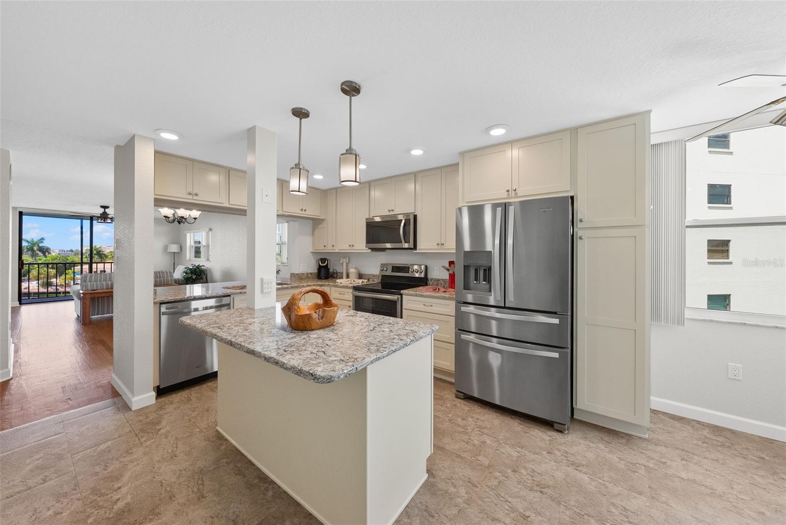 1316 PASADENA AVE S #408, SOUTH PASADENA, FL, 33707