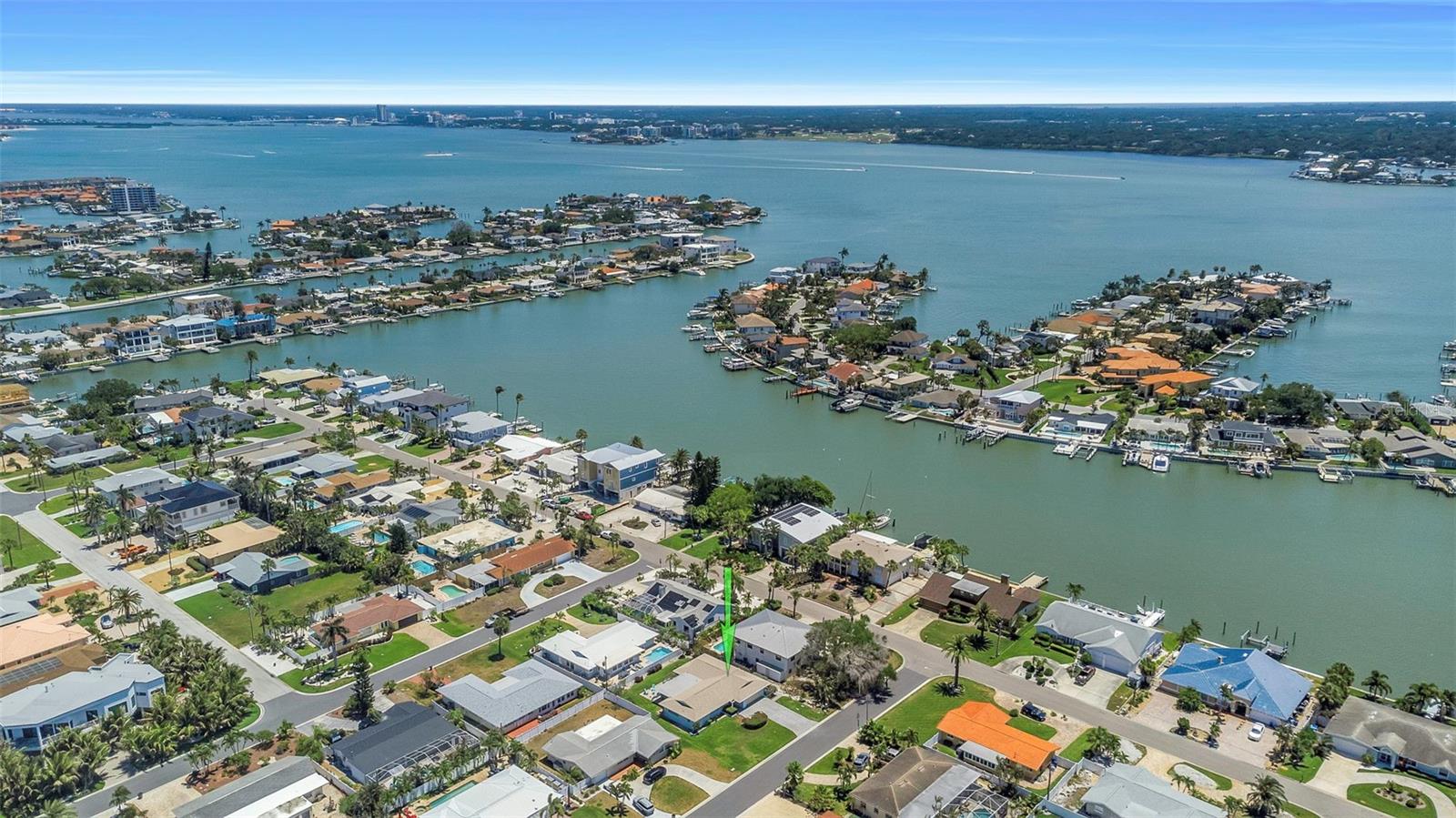 111 24TH ST, BELLEAIR BEACH, FL, 33786