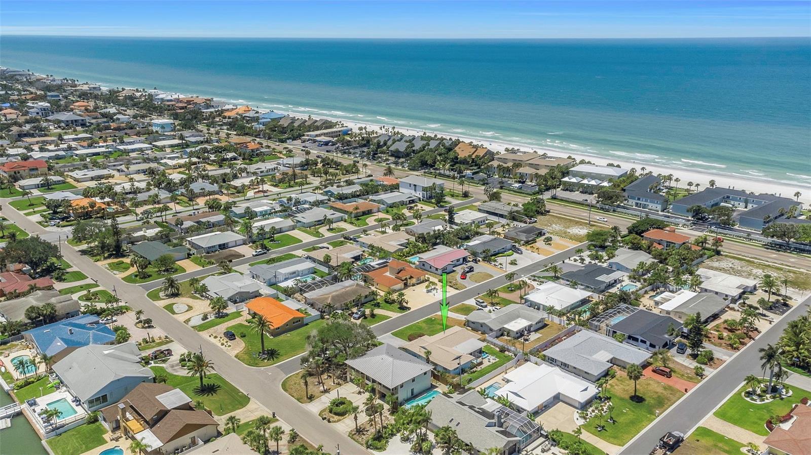 111 24TH ST, BELLEAIR BEACH, FL, 33786