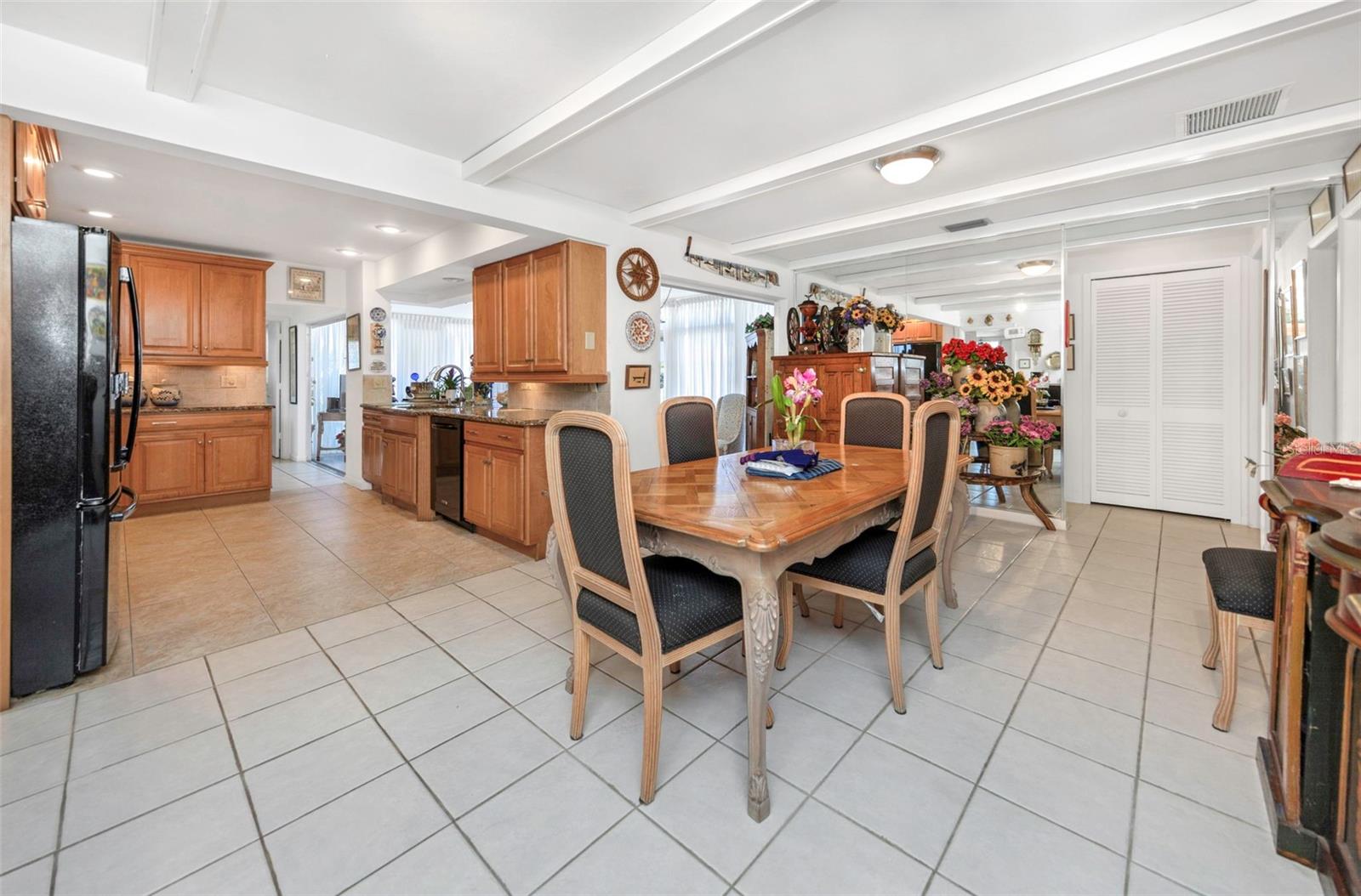 111 24TH ST, BELLEAIR BEACH, FL, 33786