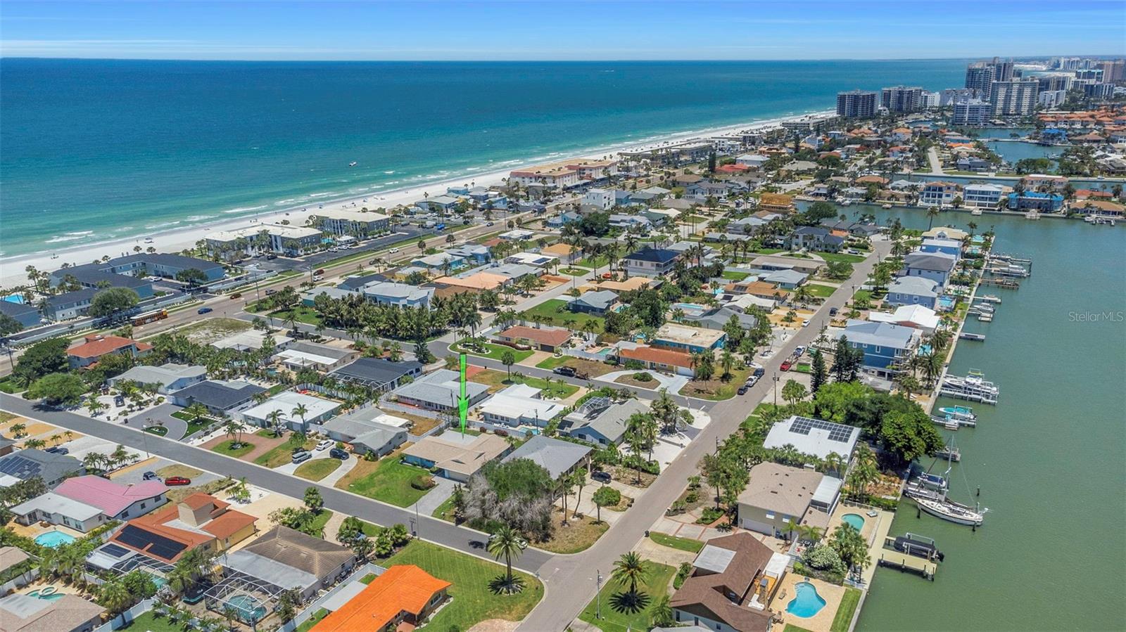 111 24TH ST, BELLEAIR BEACH, FL, 33786