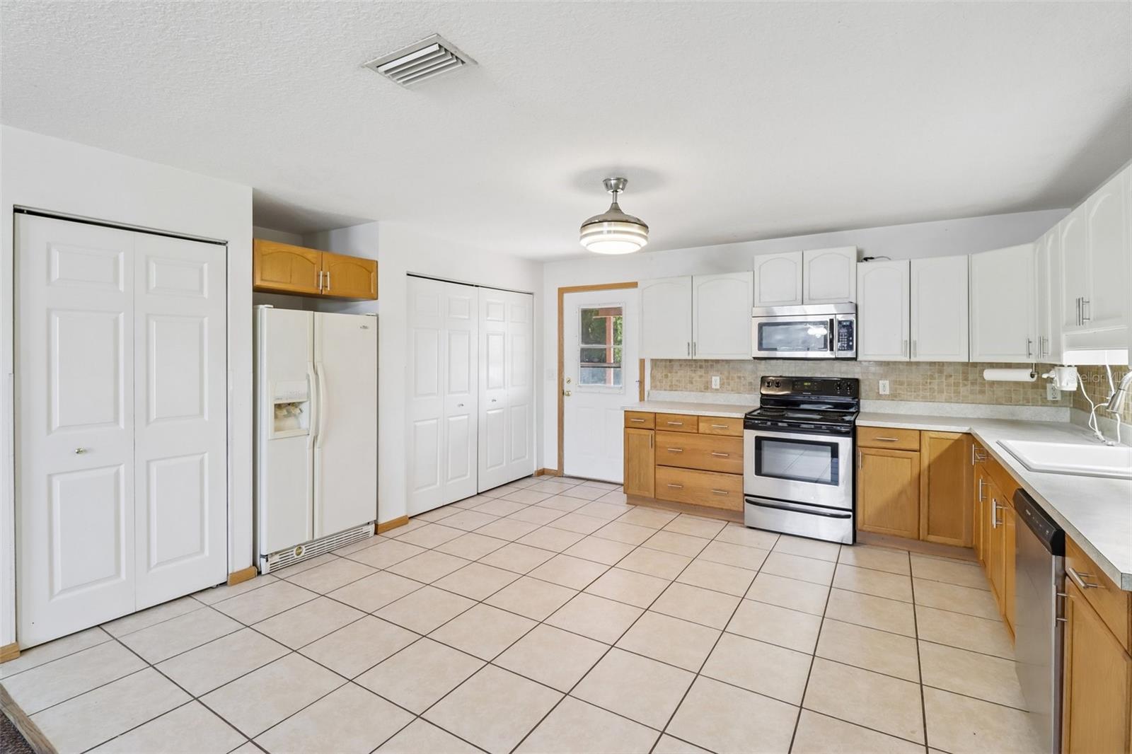 985 10TH AVE, DELAND, FL, 32724