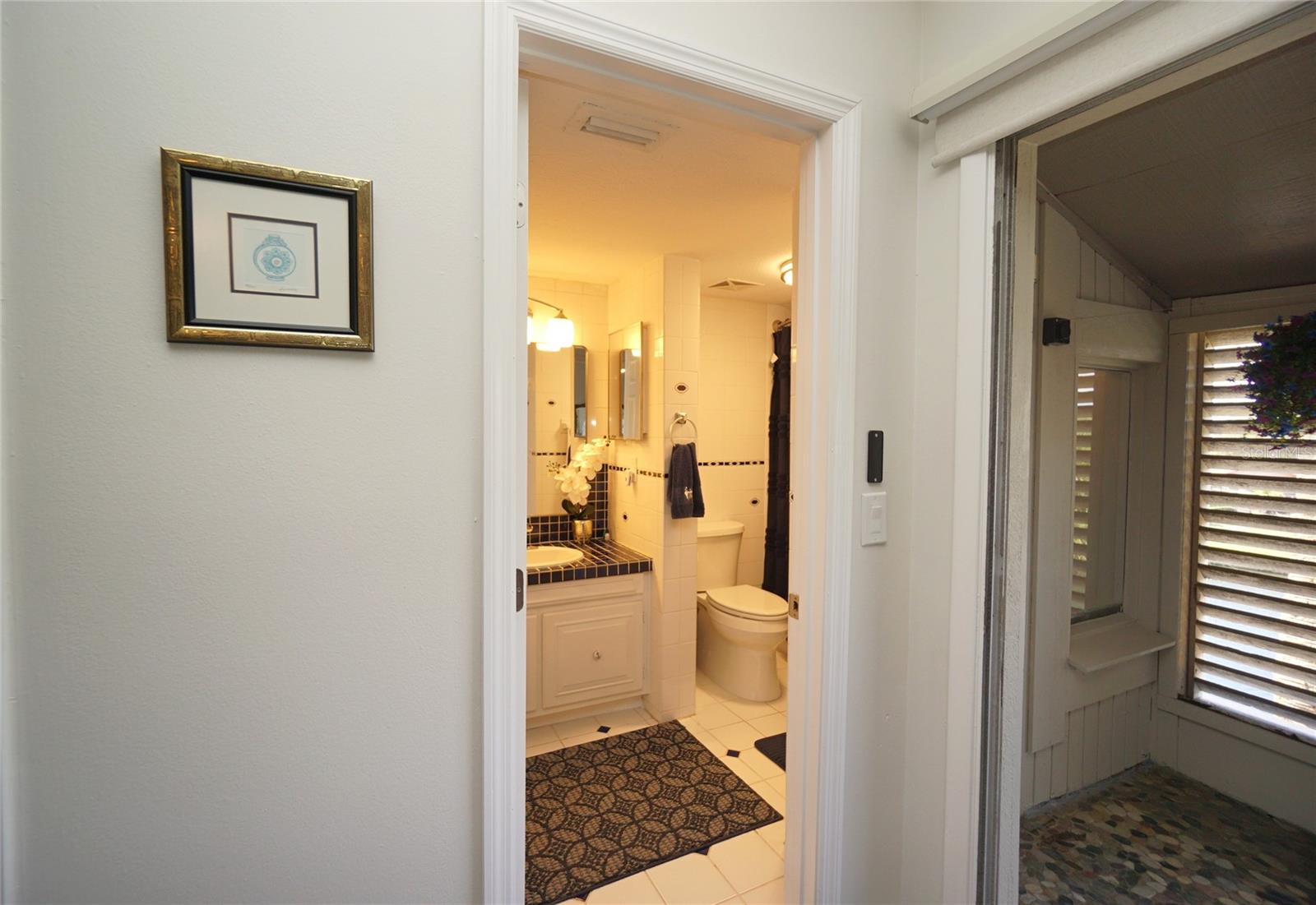 6325 NEWTOWN CIR #B5, TAMPA, FL, 33615