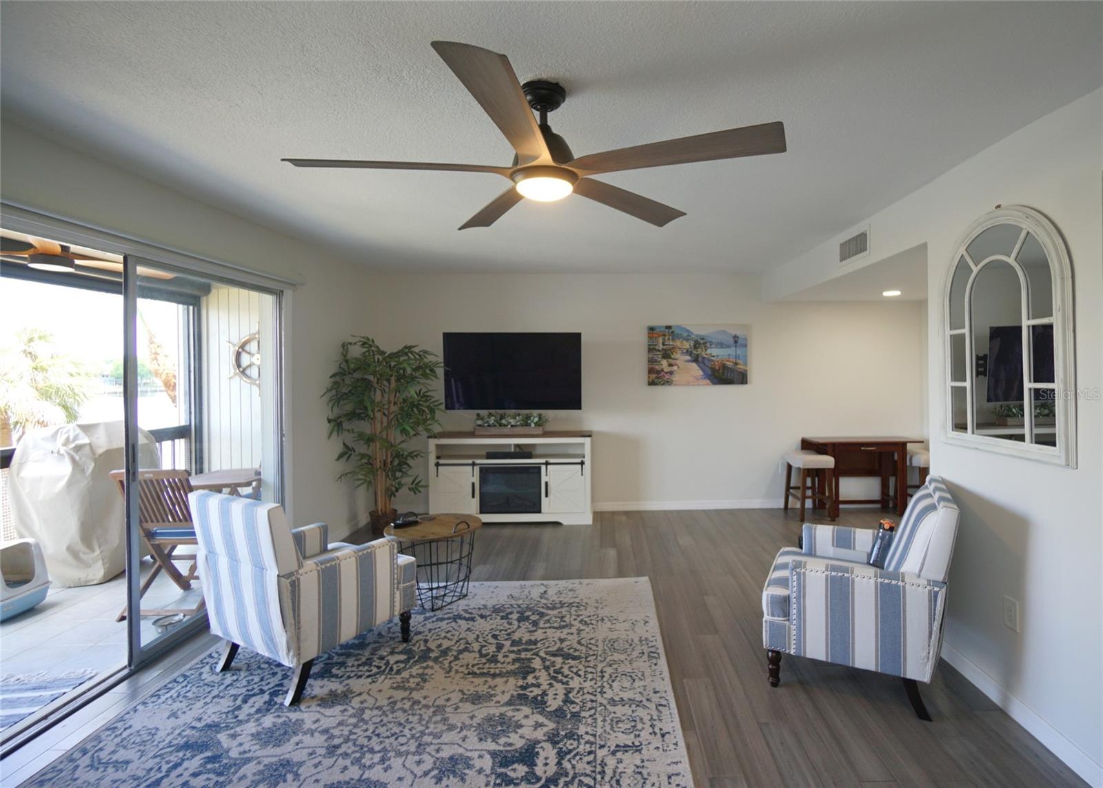 6325 NEWTOWN CIR #B5, TAMPA, FL, 33615