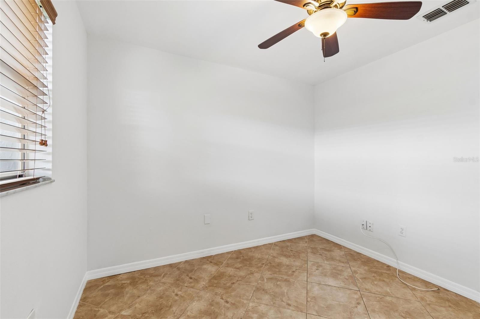8272 DENISE DR E, SEMINOLE, FL, 33777