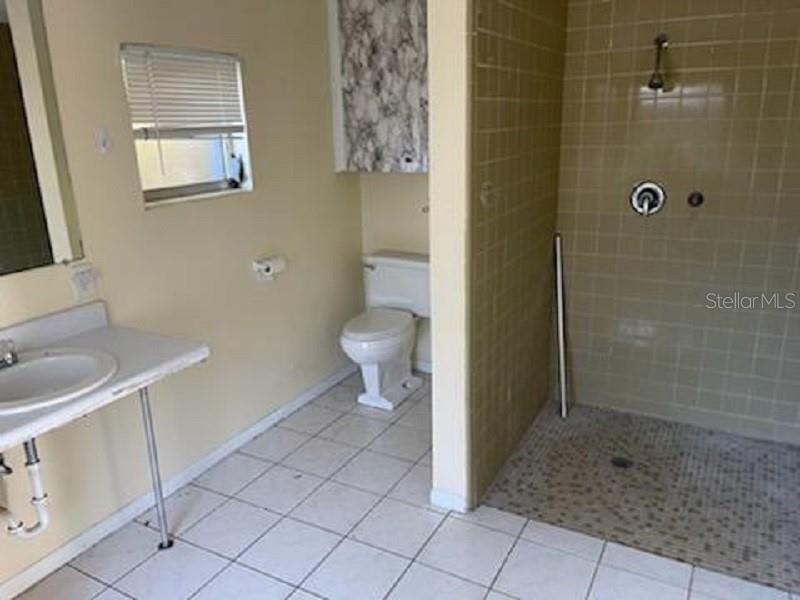 1967 ALBANY DR, CLEARWATER, FL, 33763