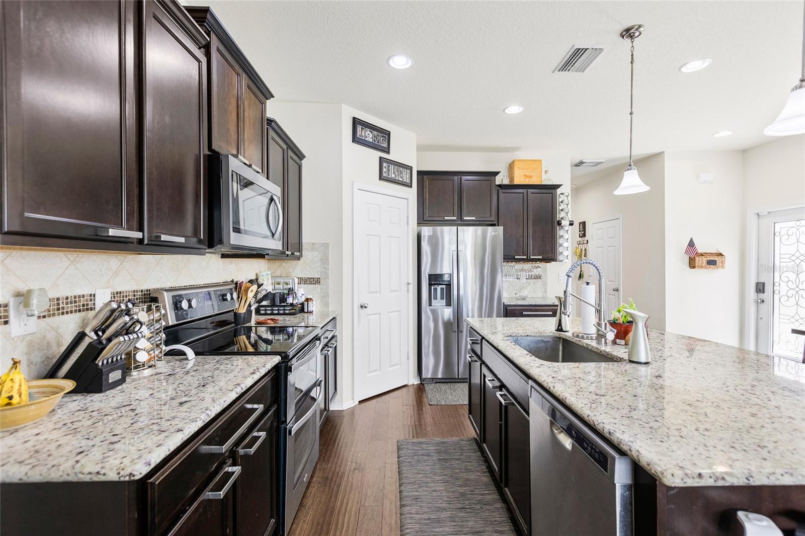 8738 TURNSTONE HAVEN PL, TAMPA, FL, 33619
