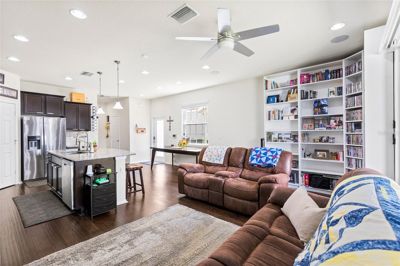 8738 TURNSTONE HAVEN PL, TAMPA, FL, 33619