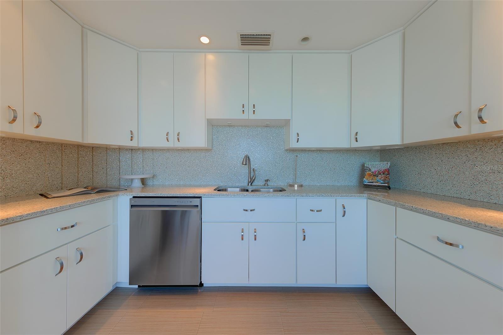 8 BELLEVIEW BLVD #507, BELLEAIR, FL, 33756