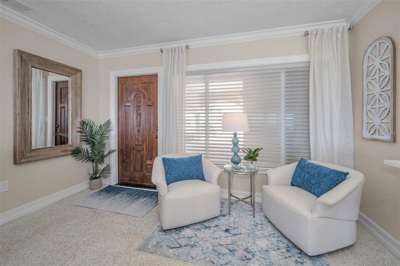 52 N PINE CIR, BELLEAIR, FL, 33756