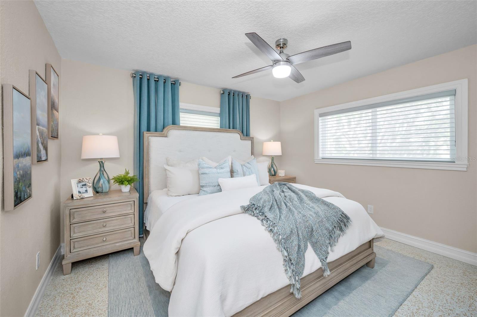 52 N PINE CIR, BELLEAIR, FL, 33756
