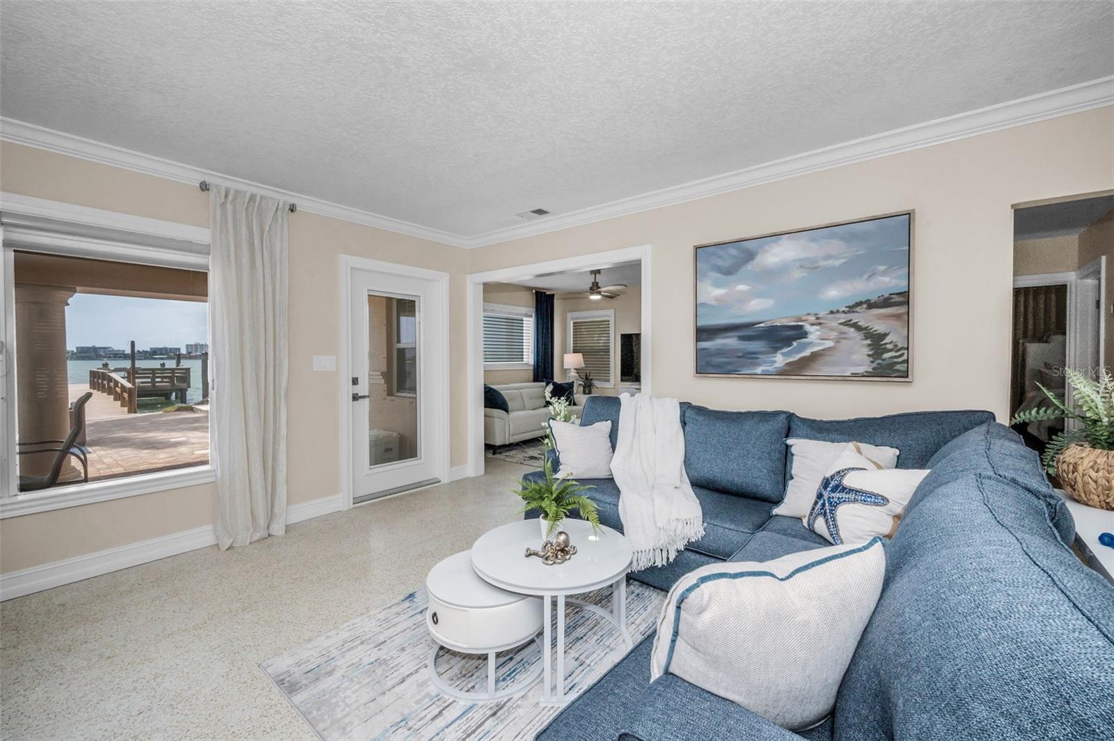 52 N PINE CIR, BELLEAIR, FL, 33756