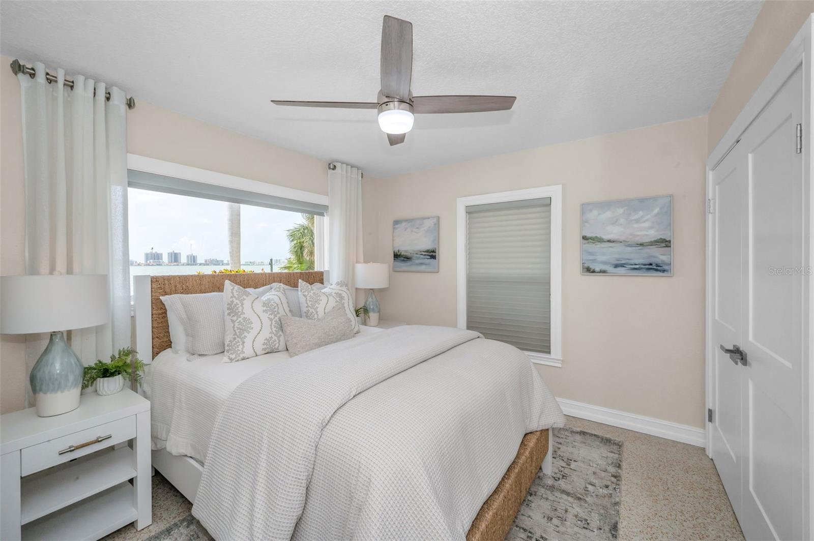 52 N PINE CIR, BELLEAIR, FL, 33756